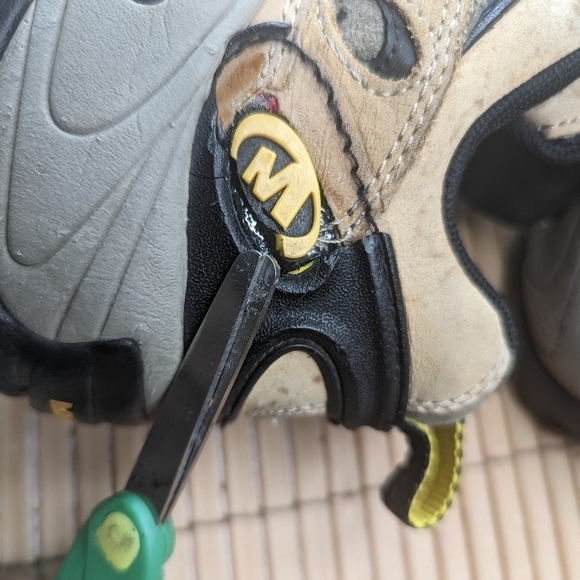 Merrell Men's Brown Pulse Birch/ Yellow Leather Hiking Performance Shoes Size US - Picture 11 of 12